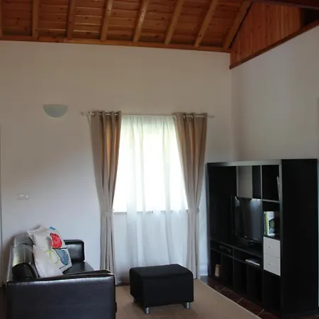 Casas Da Cascata *