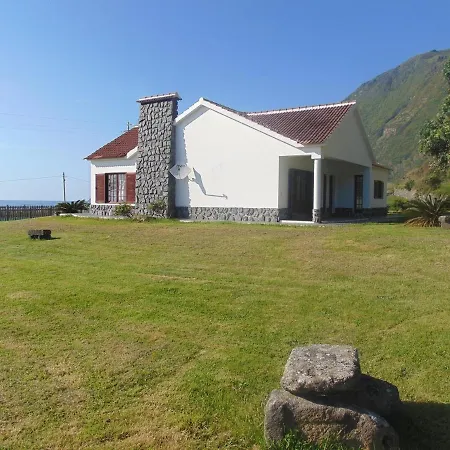 Casas Da Cascata