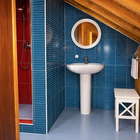 Casas Da Cascata