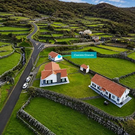 Casas Da Cascata