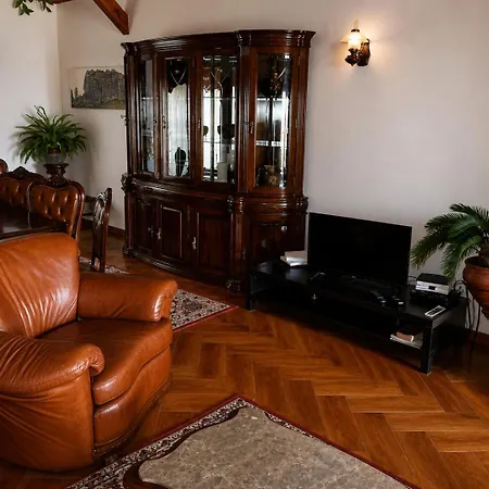 Casas Da Cascata * Lajes das Flores