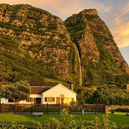 Casas Da Cascata