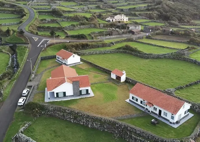 Casas Da Cascata Feriehus *